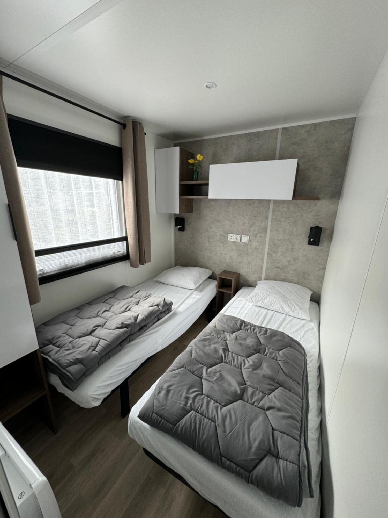 Mobil Home Tout Confort Camping Les Viviers Cap Ferret เลเฌอ-แกป-เฟร์เร ภายนอก รูปภาพ